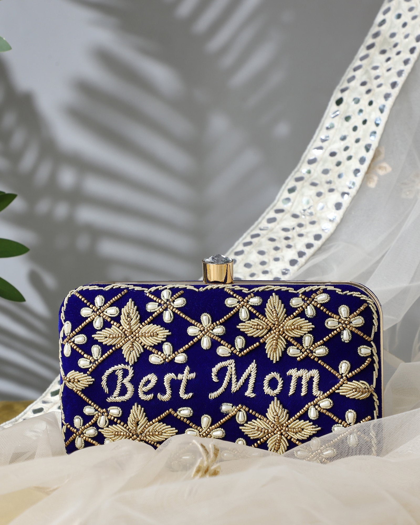Customised Clutches