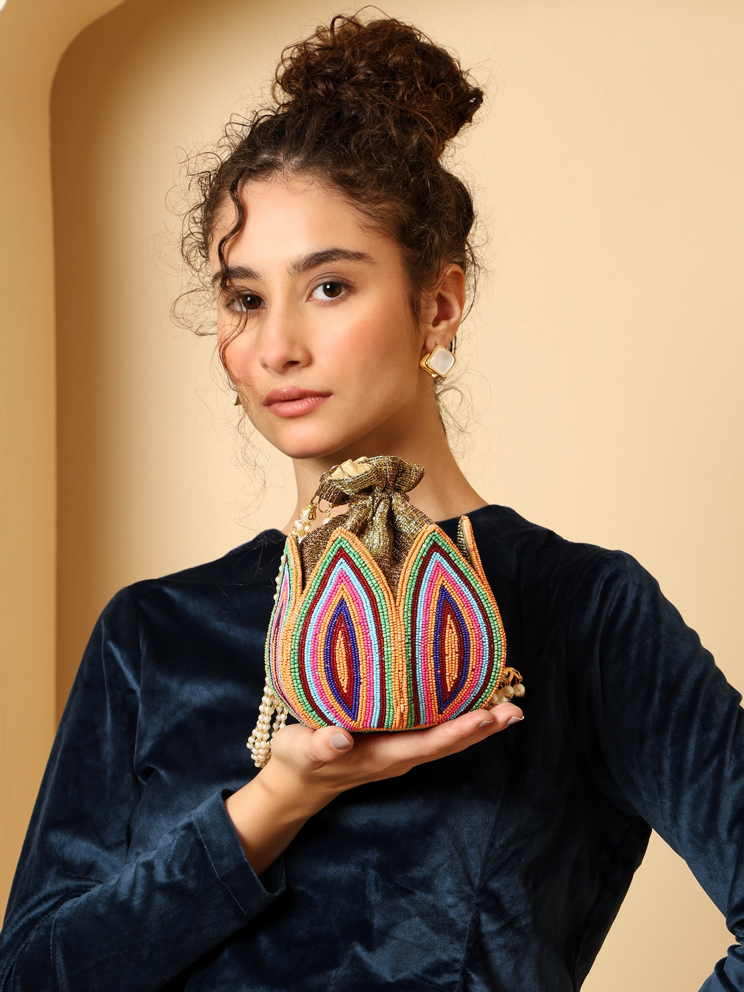 Mani Potli bag