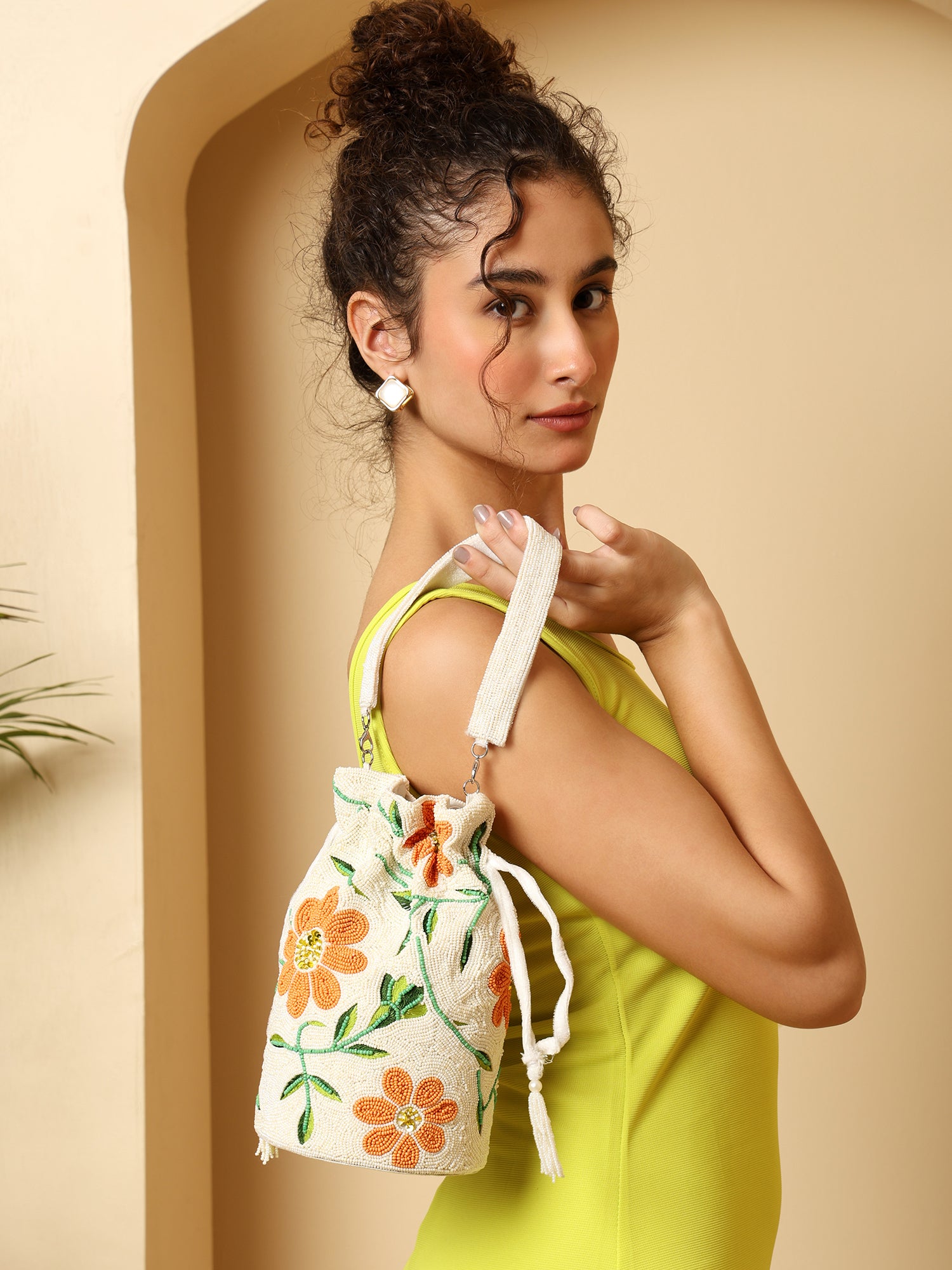 Guldaasta potli bag