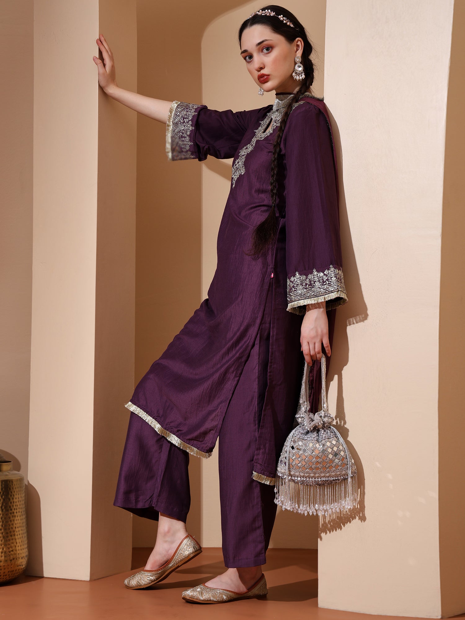 Aaliya silver mirror potli