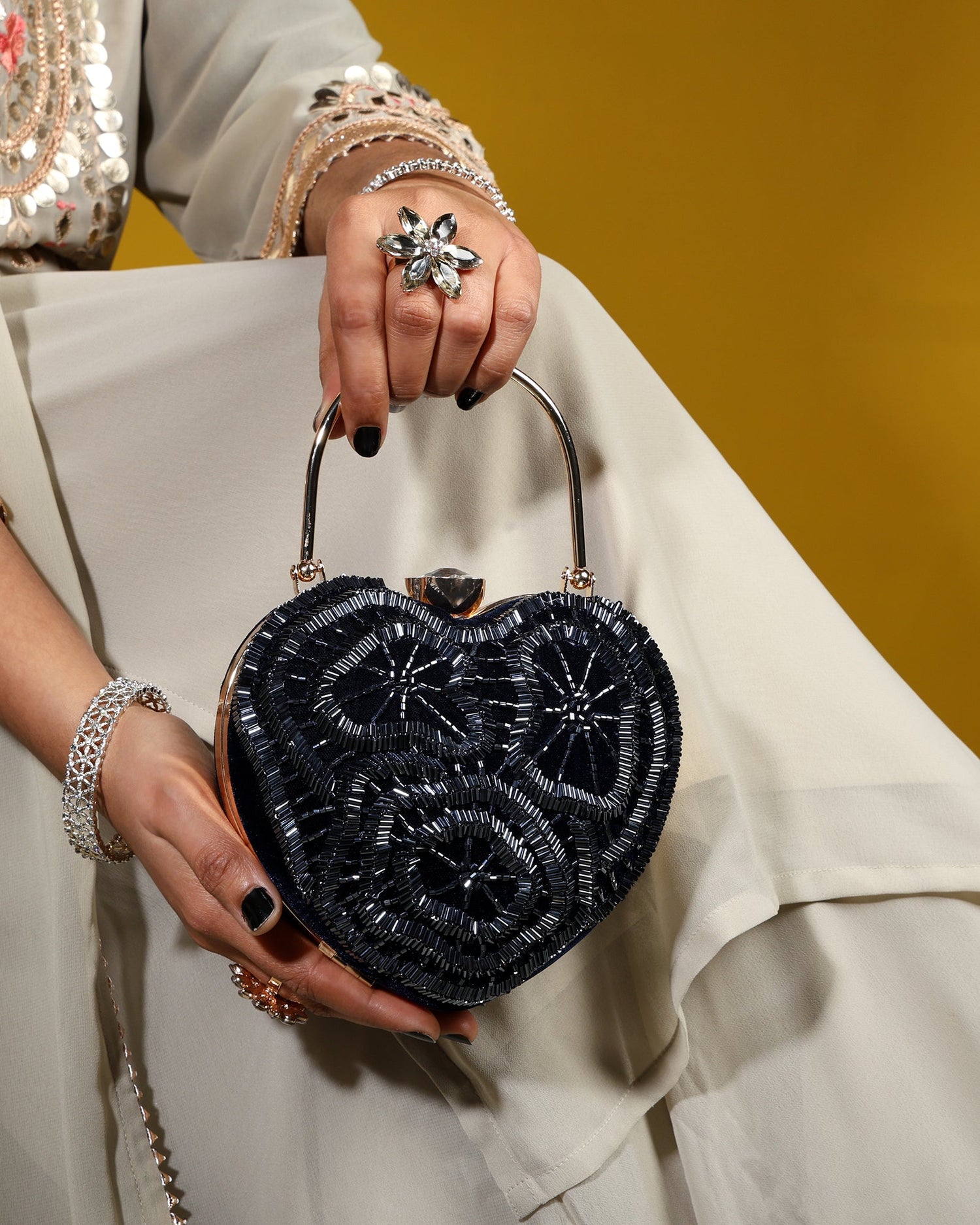 CUPID'S WHITE HEART BAG