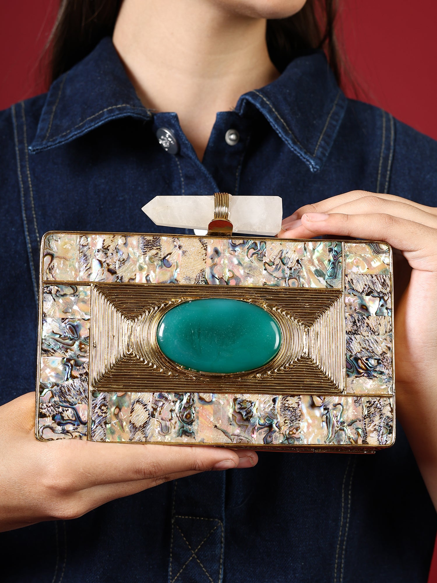 Aarish Emerald Mother Of Pearl Clutch