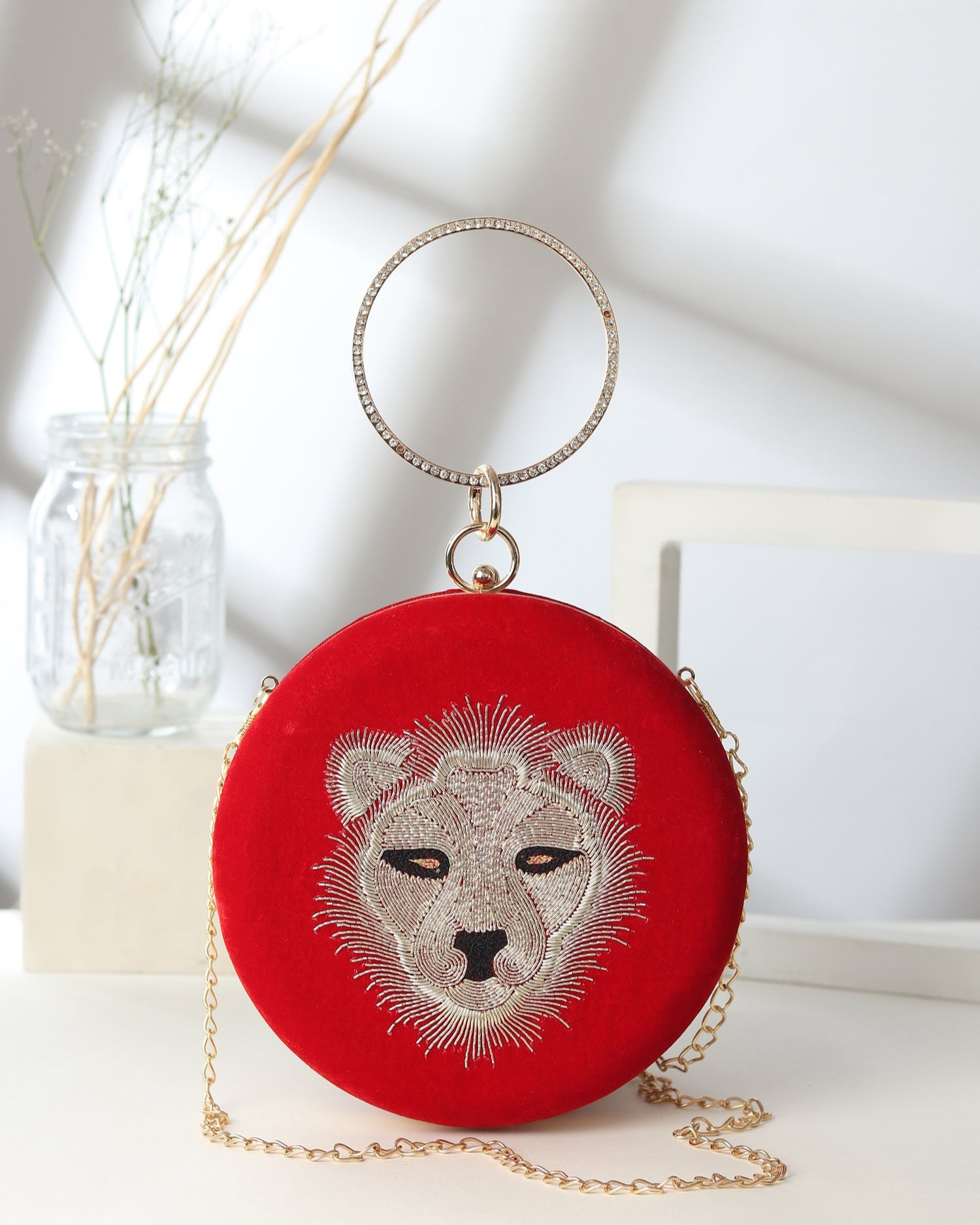 Leo Red Round Clutch