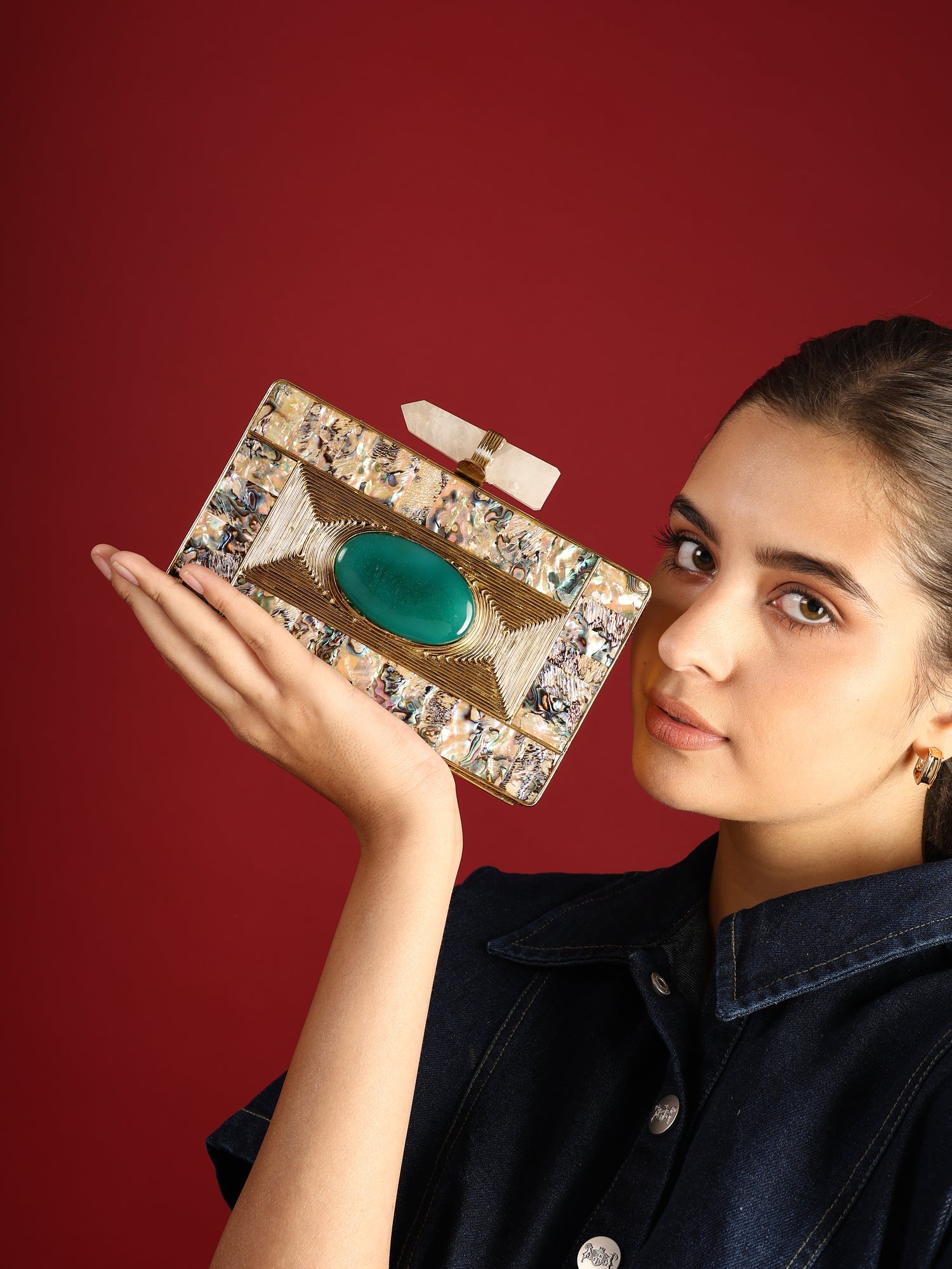 Aarish Emerald Mother Of Pearl Clutch